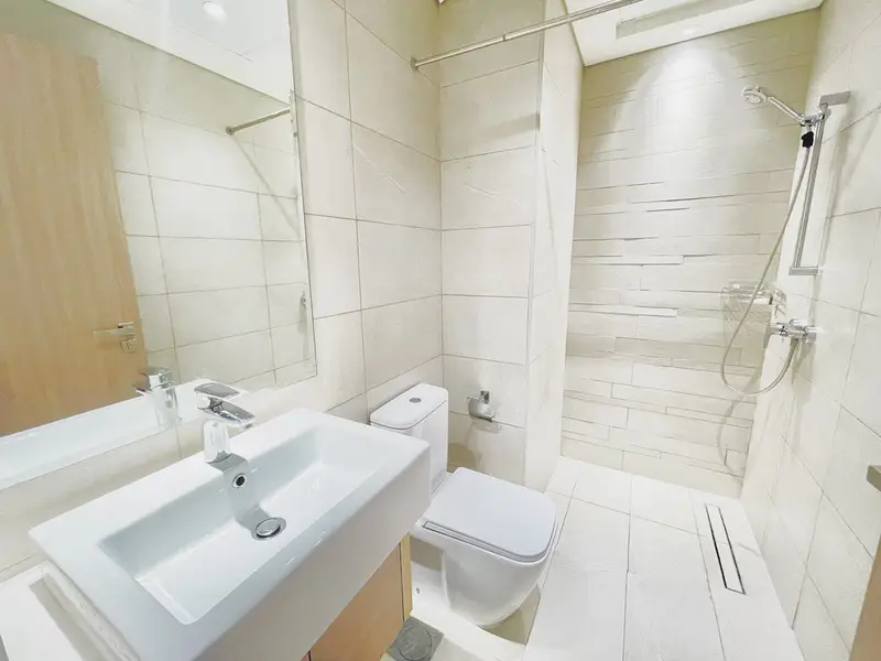 SPACIOUS 3-BEDROOM APARTMENT | HUGE TERRACE | 1,111 SQFT | AED 125K | AZIZI RIVIERA 4