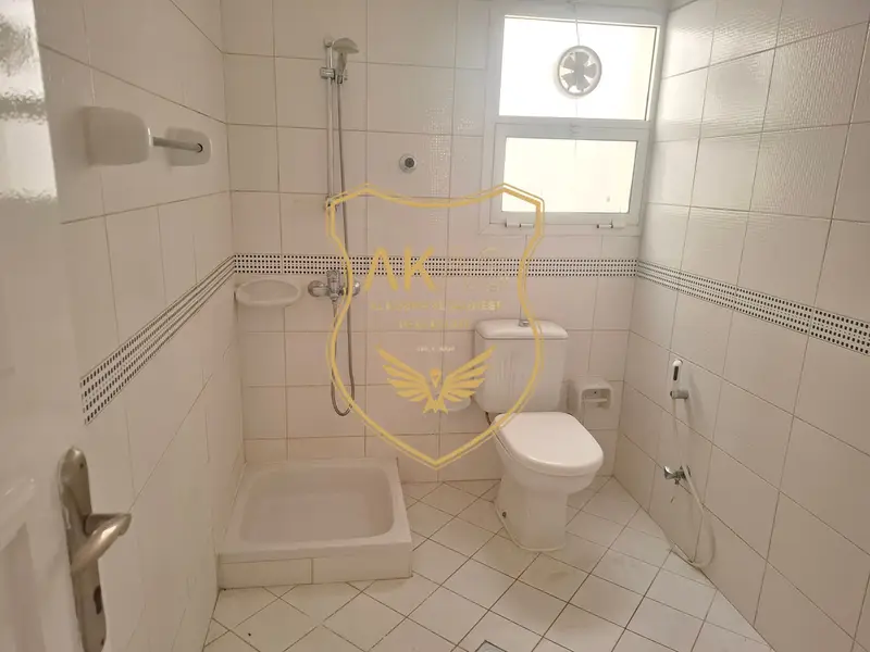 EXCELLENT OFFER, BIG SIZE+CLOSE TO METRO STATION,2BHK+BIG BALCONY,CLOSE BIG KITCHEN,CLEAB BUILD.