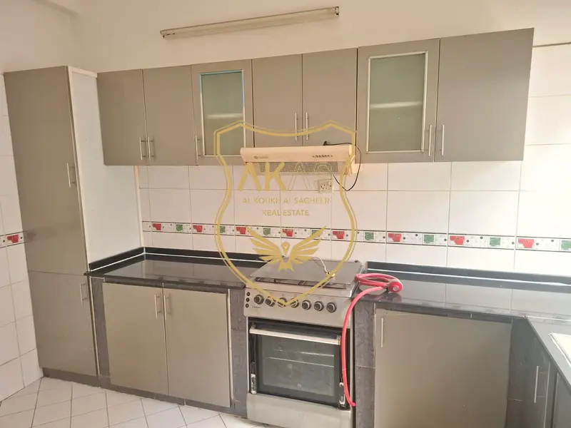 EXCELLENT OFFER, BIG SIZE+CLOSE TO METRO STATION,2BHK+BIG BALCONY,CLOSE BIG KITCHEN,CLEAB BUILD.