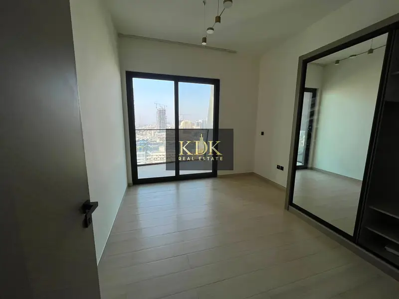 High-Floor 2BR | Flexible Cheques | Downtown City View
