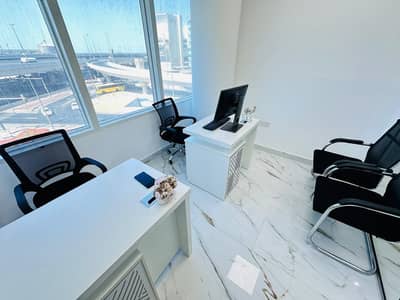 Office de  à à louer à Bur Dubai, Dubai - 4ca11e03-e99e-43a2-9288-d9f56daee8b5. jpg