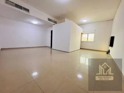 استوديو للايجار في تجارية مويلح، الشارقة - d5b52d99-6470-4bd3-86e1-11d97c167af0. jpg استوديو للايجار في تجارية مويلح، الشارقة - d5b52d99-6470-4bd3-86e1-11d97c167af0. jpg