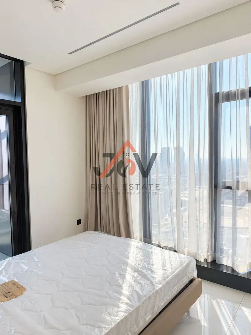 One Bed | Semi - Furnished | Vacant Now