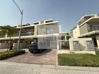 3 habitaciones Townhouse para en Alquiler en DAMAC Hills 2 (Akoya by DAMAC), Dubai - 1730edf6-b986-4d2a-8189-74224ed62579. jpg 3 habitaciones Townhouse para en Alquiler en DAMAC Hills 2 (Akoya by DAMAC), Dubai - 1730edf6-b986-4d2a-8189-74224ed62579. jpg