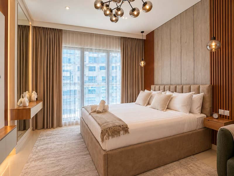 6 Renovated High Floor Studio at Seven Palm