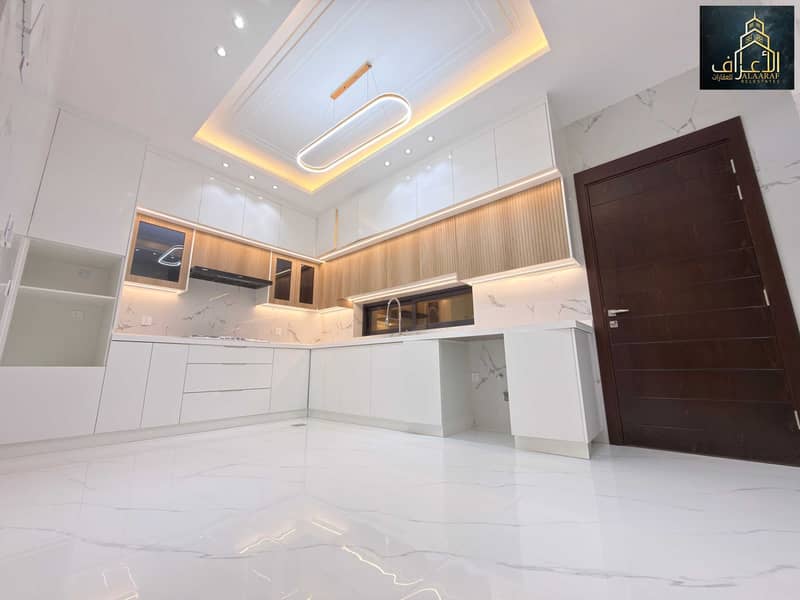 8 IMG_8905. jpg