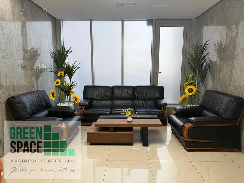 Office Desk Space Available – Ready to Move In!
