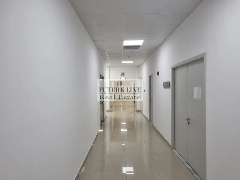 FITTED OPEN TYPE OFFICE-WALKABLE TO BUS STOP-METRO