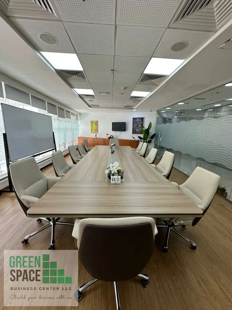 Office Desk Space Available – Ready to Move In!