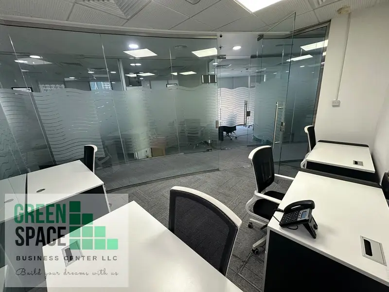 Office Desk Space Available – Ready to Move In!
