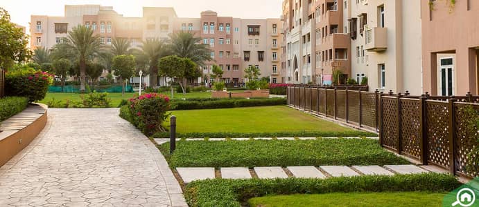 Where Should You Buy Apartments and Villas in Al Furjan
