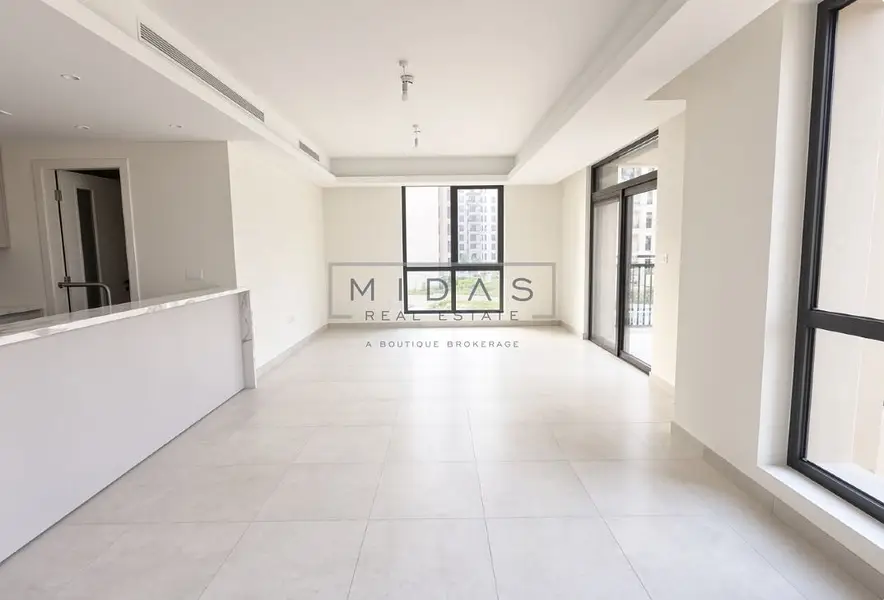Never Lived In | Corner Layout | Meraas Quality