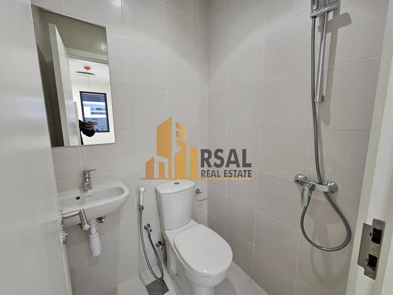 32 33. jpeg