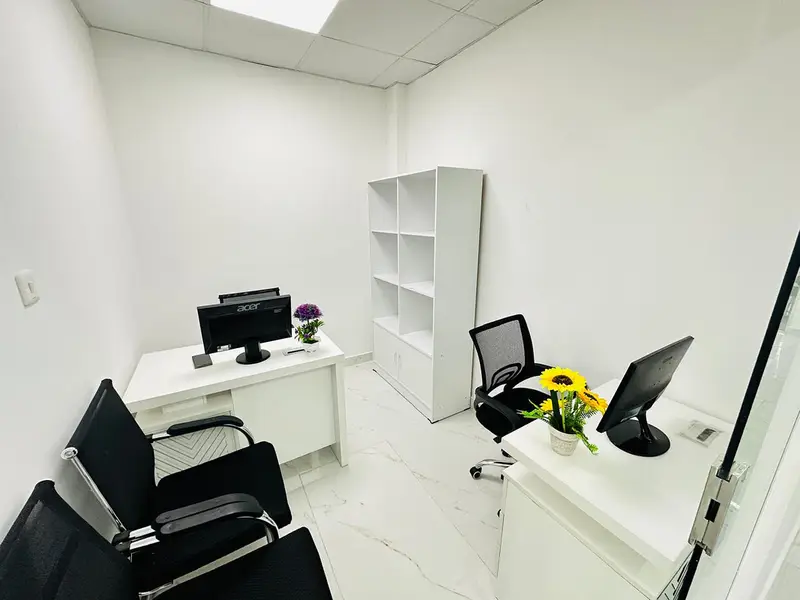 Brand new office |direct from Owner |near to Public Transport|With Dubai Frame View