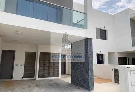 3 Bedroom Townhouse for Rent in Yas Island, Abu Dhabi - 1. jpg 3 Bedroom Townhouse for Rent in Yas Island, Abu Dhabi - 1. jpg
