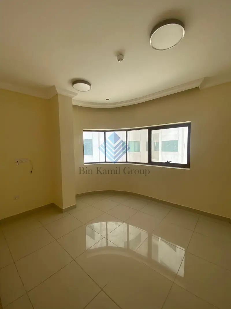 2 BEDROOM HALL FLAT AVILABLE FOR FAMILY ACCOMODATION IN AL NAHDA 1 , NO COMMISSION