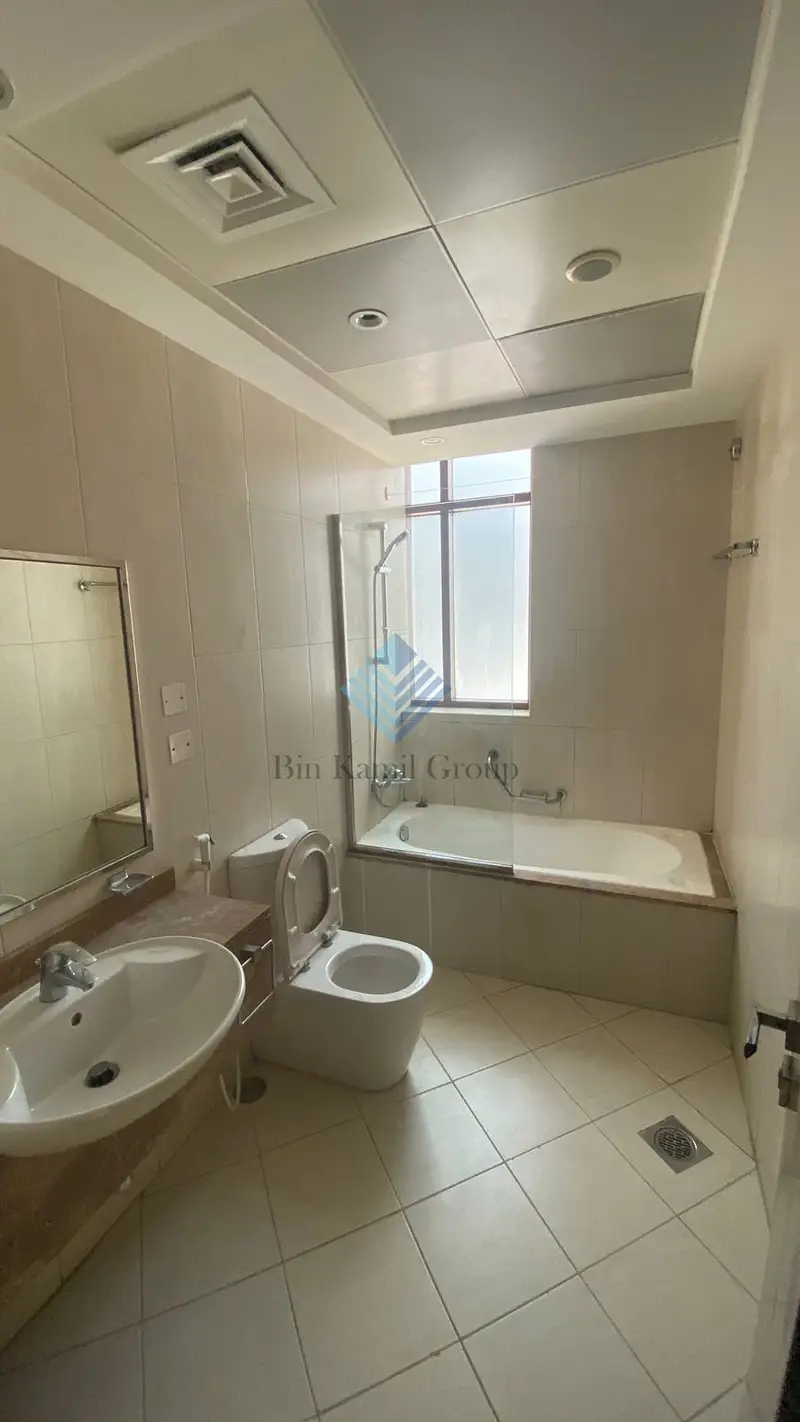 2 BEDROOM HALL FLAT AVILABLE FOR FAMILY ACCOMODATION IN AL NAHDA 1 , NO COMMISSION