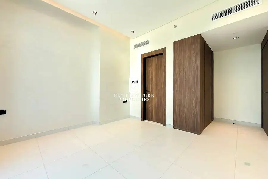 BRIGHT & SPACIOUS | FULLY FITTED KITCHEN