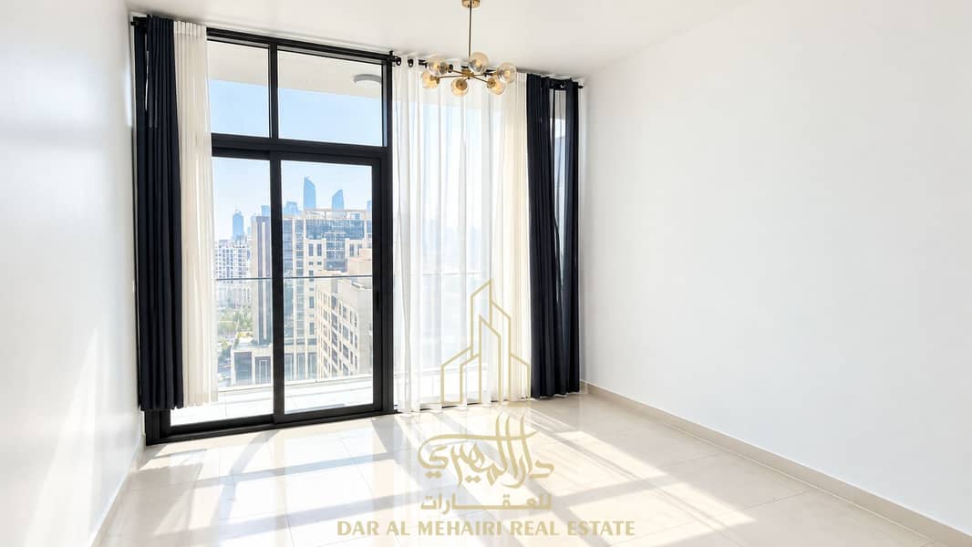 Luxury Studio | Covered Parking | Gym, Pool & Garden