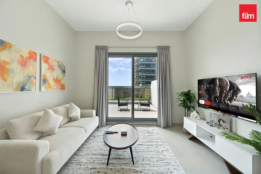 Spacious 2br | 3 Bathrooms | Fully Furnished