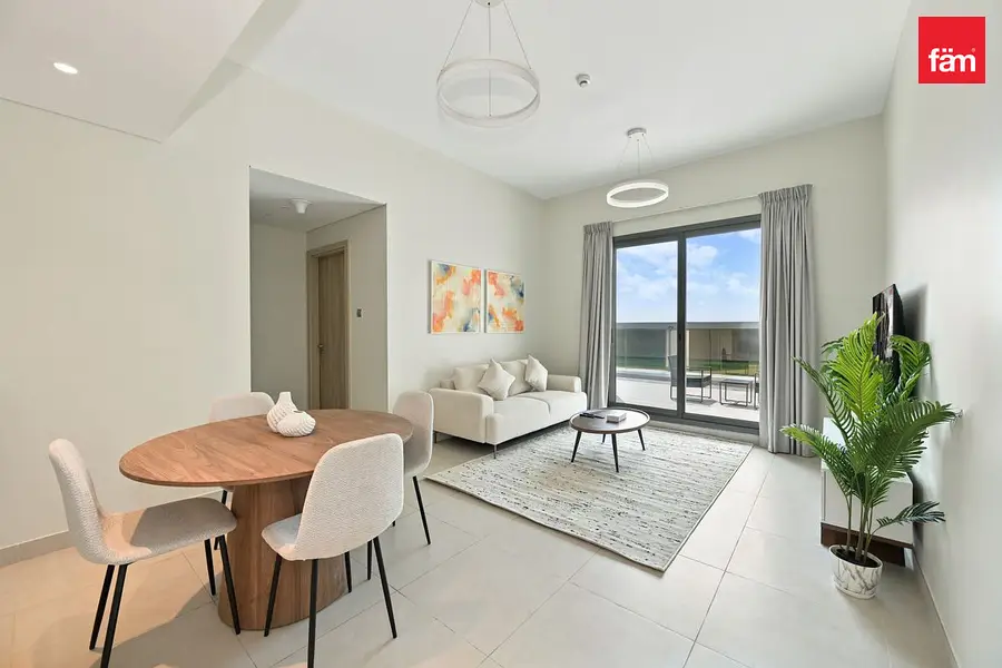 Spacious 2br | 3 Bathrooms | Fully Furnished