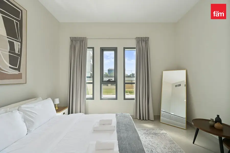 Spacious 2br | 3 Bathrooms | Fully Furnished