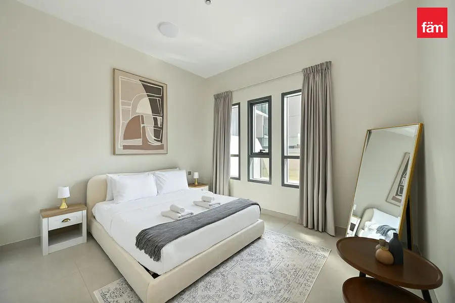 Spacious 2br | 3 Bathrooms | Fully Furnished