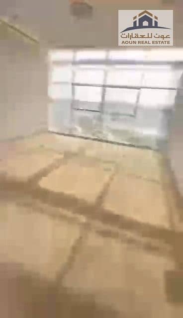 5 WhatsApp Video 2026-10-15 at 11.30. 25 AM_frame_3-29. jpg