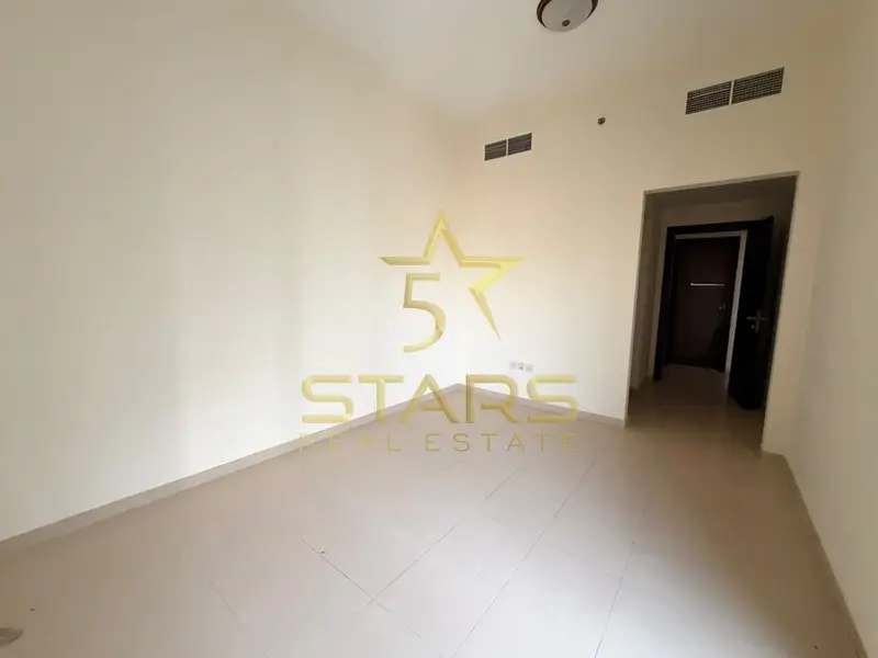 Spacious 1BR | Prime Location | Unfurnished