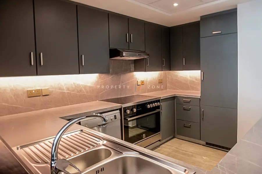 Fully Furnished | Upgraded | Pool View I Vacant