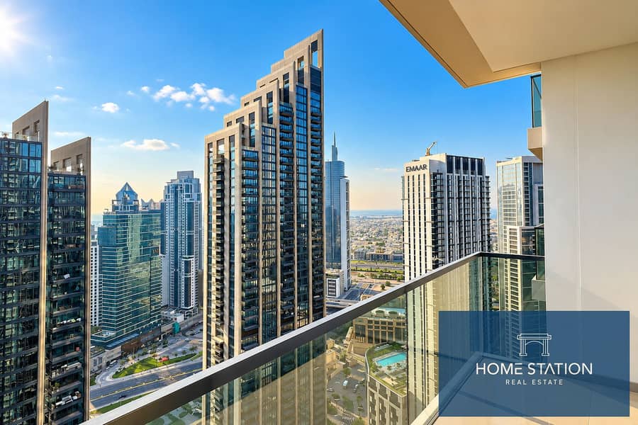 2 Sunlit Dubai Balcony Skyline. png