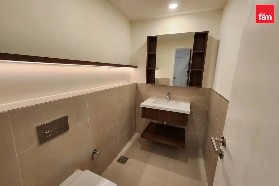 2Br Duplex For Rent In The Mayfair, Town Square,