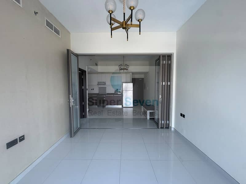 POOL VIEW | BIG SIZE | WITH BALCONY | READY MOVEIN