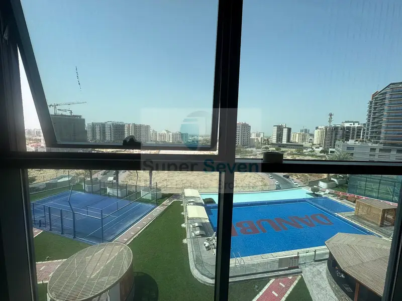 POOL VIEW | BIG SIZE | WITH BALCONY | READY MOVEIN