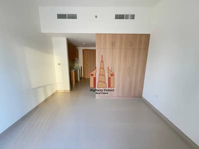 Studio for Rent in Al Khan, Sharjah - IMG_0106. jpg Studio for Rent in Al Khan, Sharjah - IMG_0106. jpg