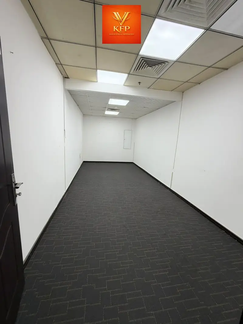 OFFICE AVAILABLE PRIME LOCATION READY TO MOVE NEAR TO METRO DEWA WIFI FREE SAME DAY EJARI