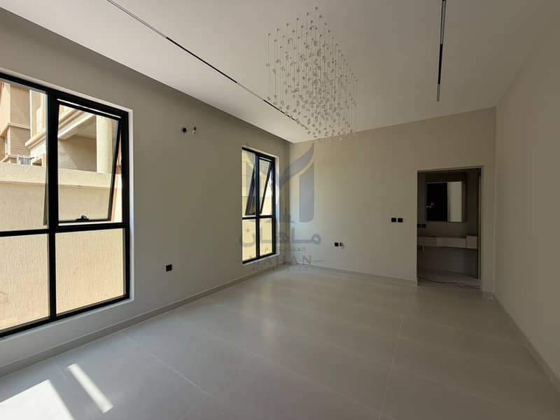 20 1000653952. jpg