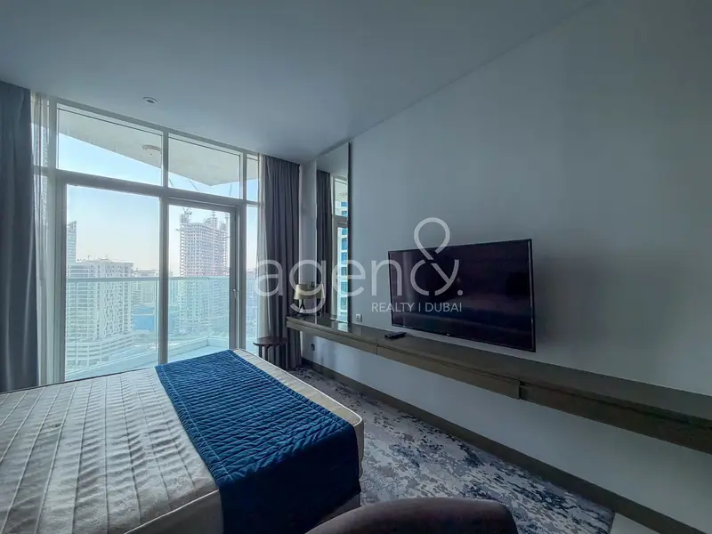 Furnished Studio Apartment with Water View