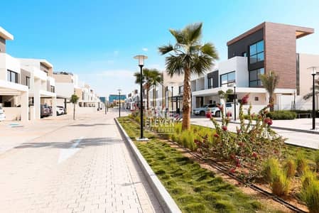 4 Bedroom Villa for Sale in Al Raha Gardens, Abu Dhabi - WhatsApp Image 2026-10-17 at 11.23. 23 AM. jpeg