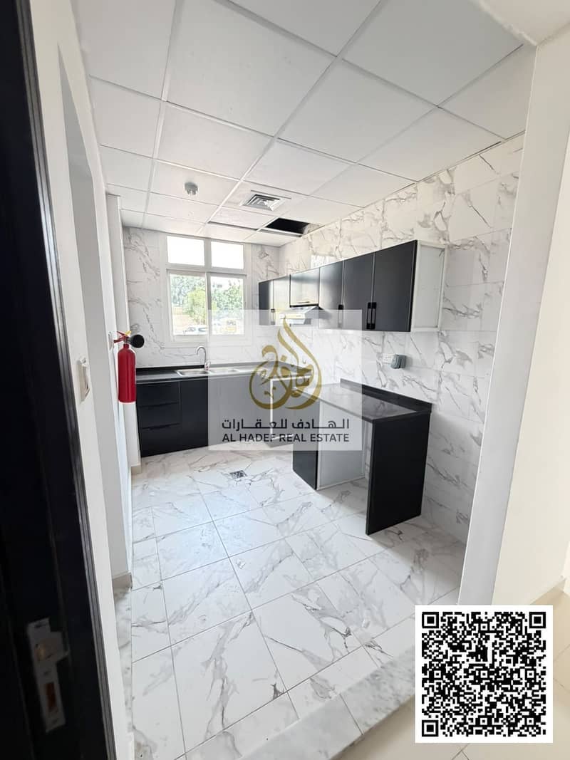 5 الراشدية2-استديو-04. jpg