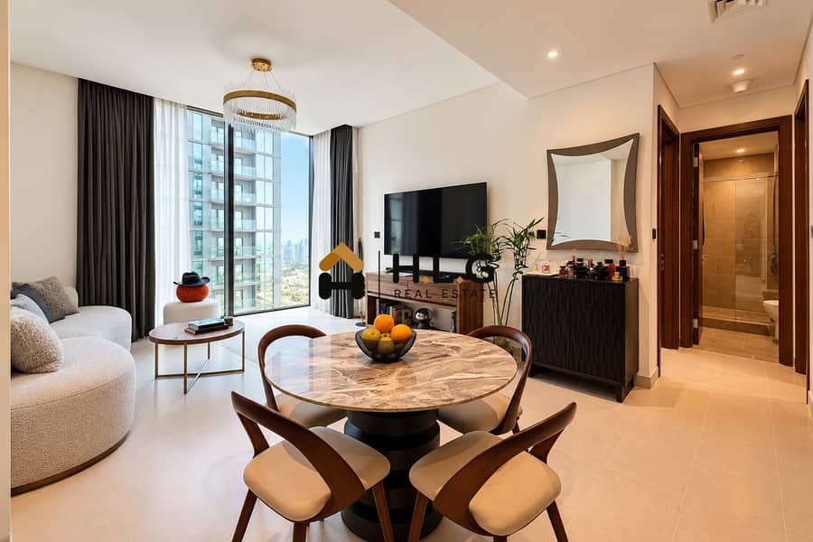 4 Upscale City View Living Space. png