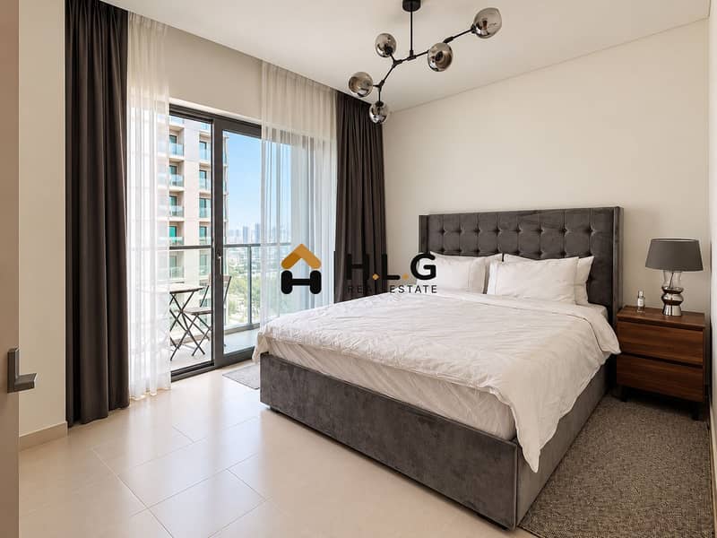 7 Modern Bedroom with Urban Balcony View. png