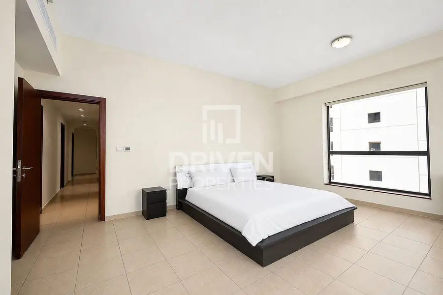 Spacious | High Floor | Spacious | Maid's Room