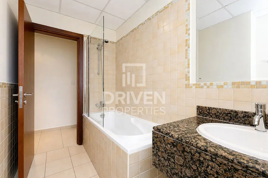 Spacious | High Floor | Spacious | Maid's Room