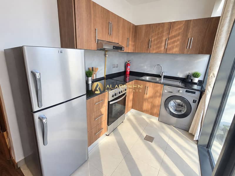 3 Sunlit Modern L-Shaped Kitchen. png
