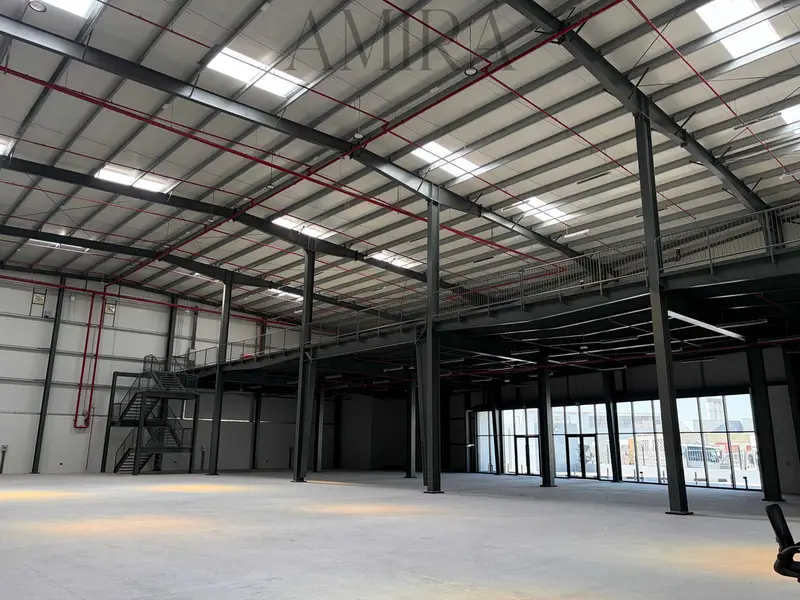 Premium Warehouse | Dry Storage | Multiple Options | 2 Parkings