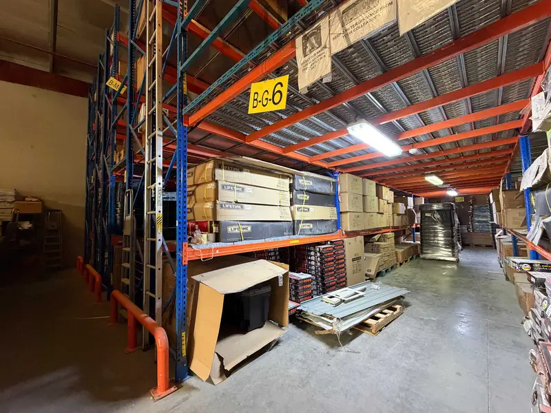Premium Warehouse | Dry Storage | Multiple Options | 2 Parkings