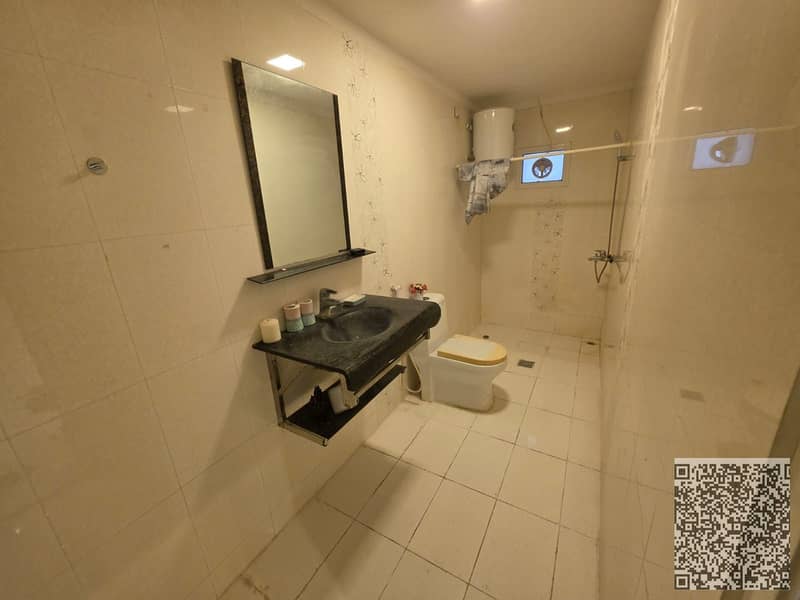 9 cab038ee-58e8-4493-887a-ee564cc92451. jpg