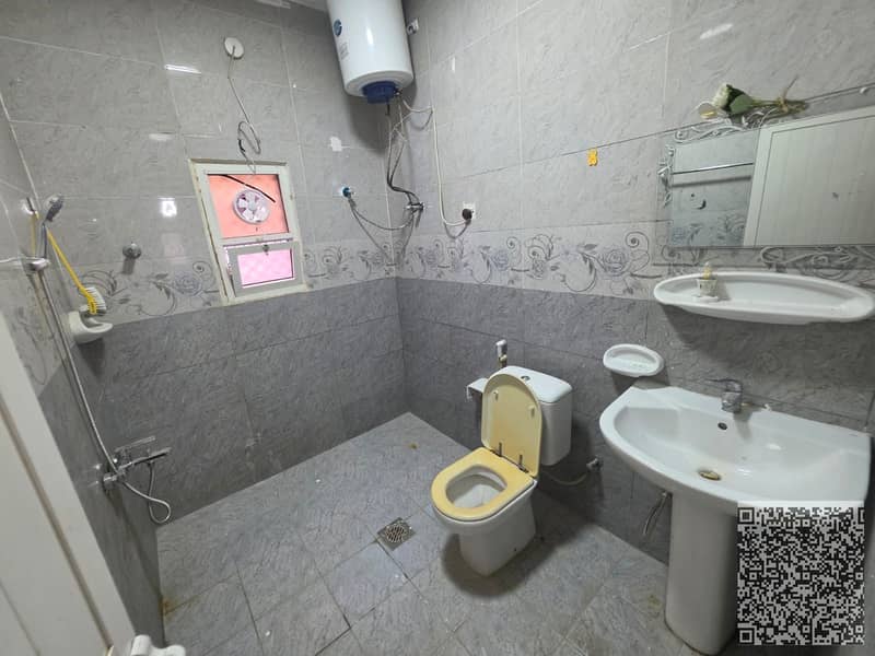 17 81d85e17-13da-45d0-a1ef-a5359cbe10a8. jpg