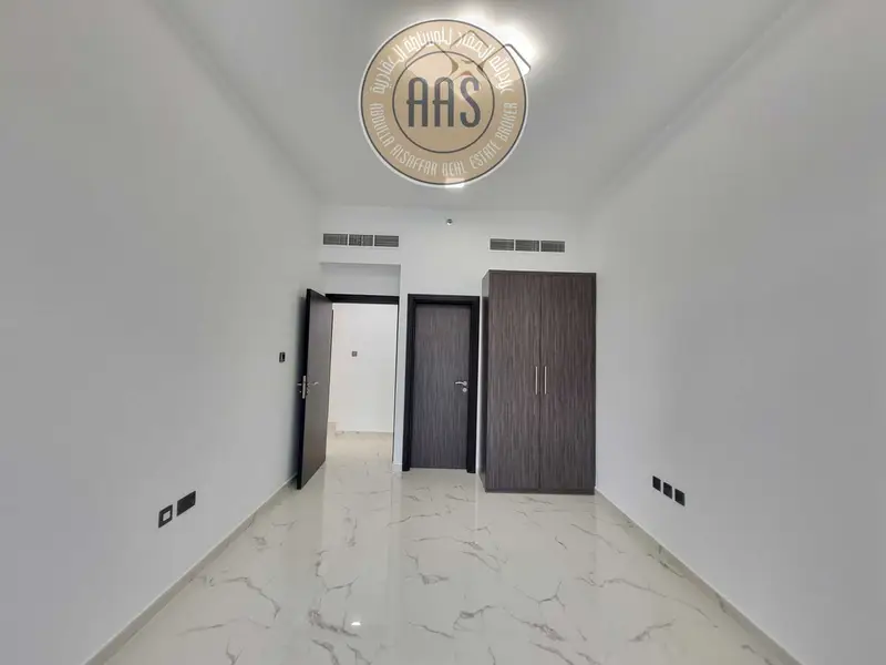 No Commission || Spacious 1-Bedroom Bedroom Hall || At Prime Location